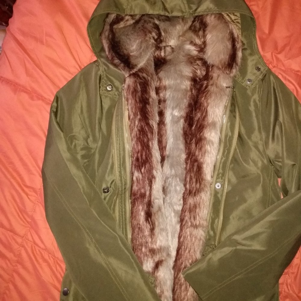 Ladies Jacket - Picture 2 of 2